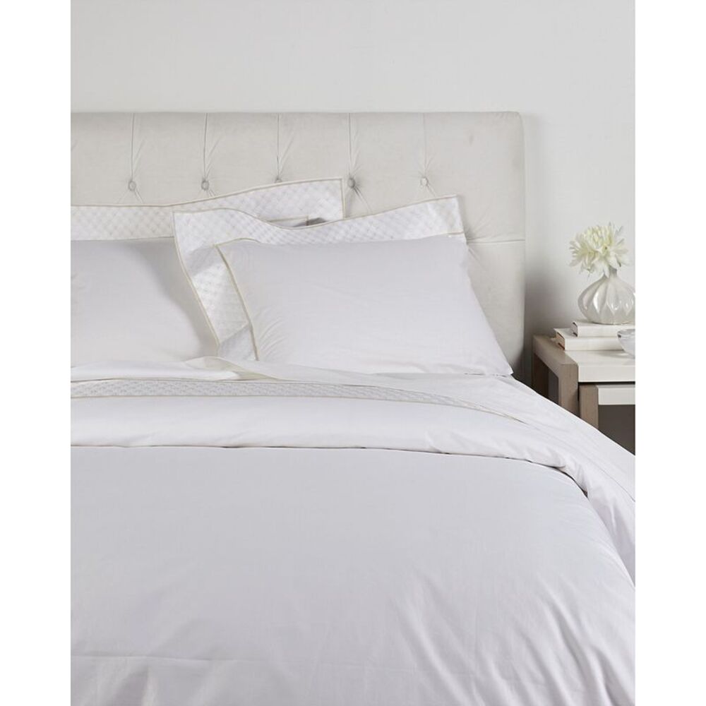 Maurizio Italy Taj Mahal Embroidered Duvet Set